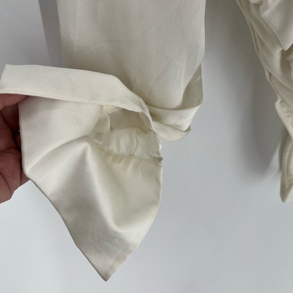 House Of Cb Rhea Ivory Satin Cowl Front Draped Bodysuit - Picture 5 of 10